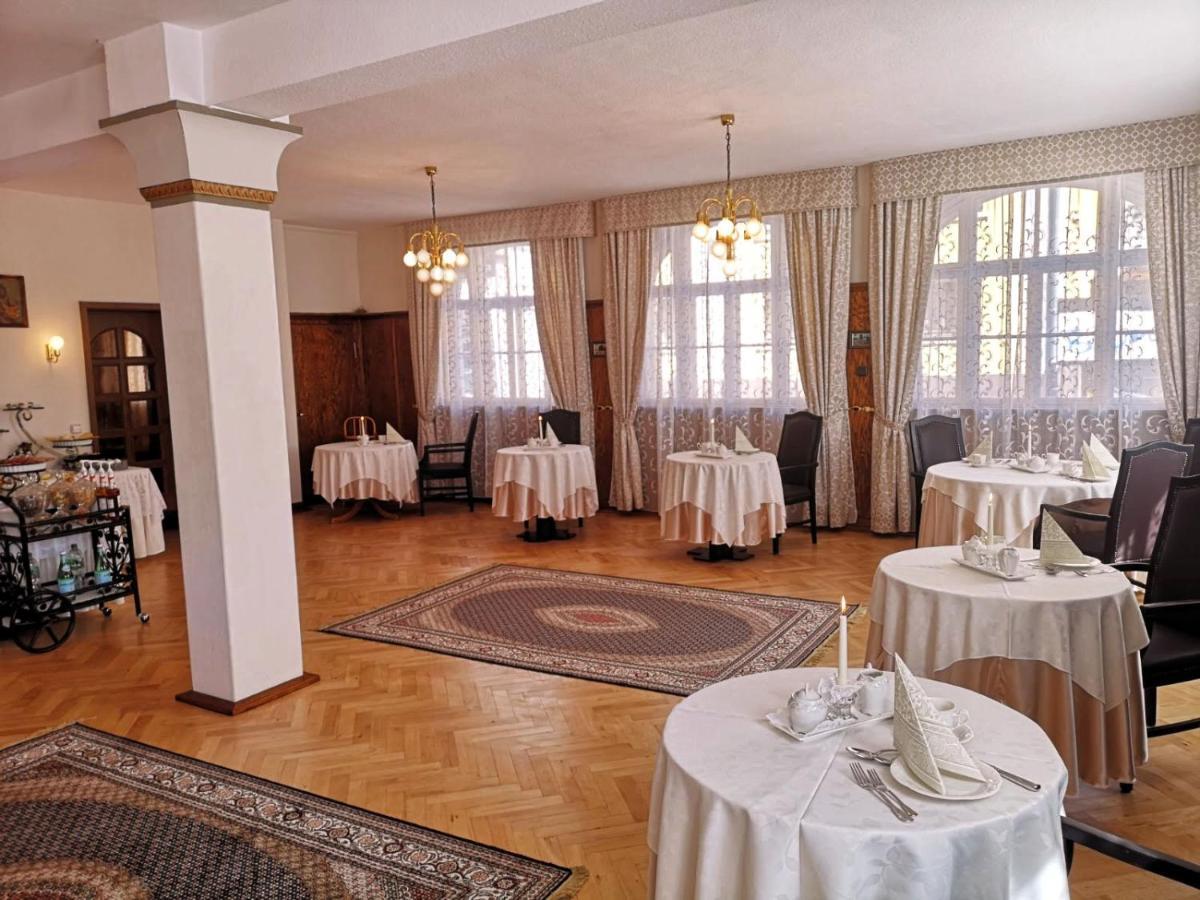 Hotel Adler Sankt Georgen im Schwarzwald Esterno foto